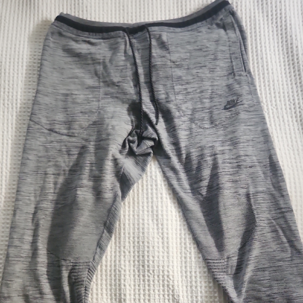 Nike Tech Gray Joggers Xl